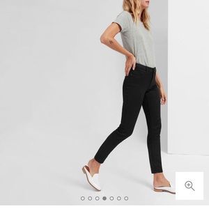 EVERLANE black mid rise jeans